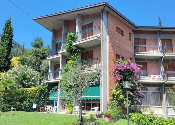 Hotel Gabbiano - Garda Lake Collection