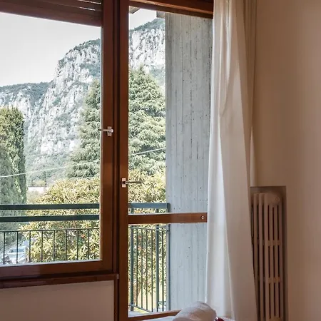 Hotel Gabbiano - Garda Lake Collection Esterno foto