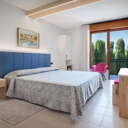 Hotel Gabbiano - Garda Lake Collection Esterno foto
